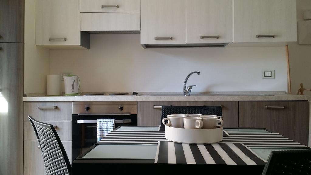 Apartments Le Terrazze فيرناتْسا الغرفة الصورة