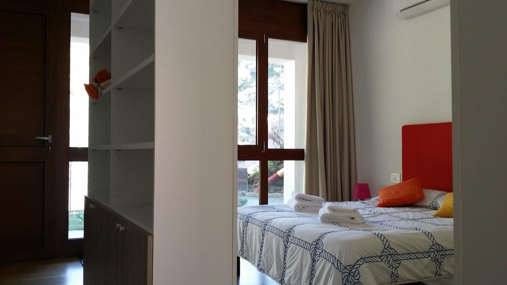 Apartments Le Terrazze فيرناتْسا الغرفة الصورة