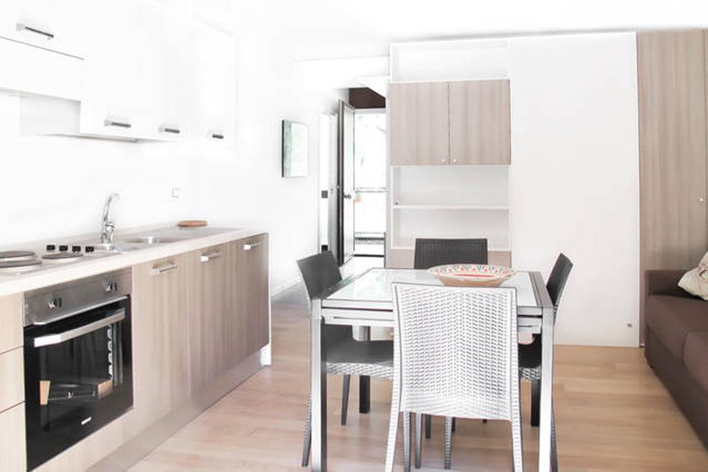 Apartments Le Terrazze فيرناتْسا الغرفة الصورة